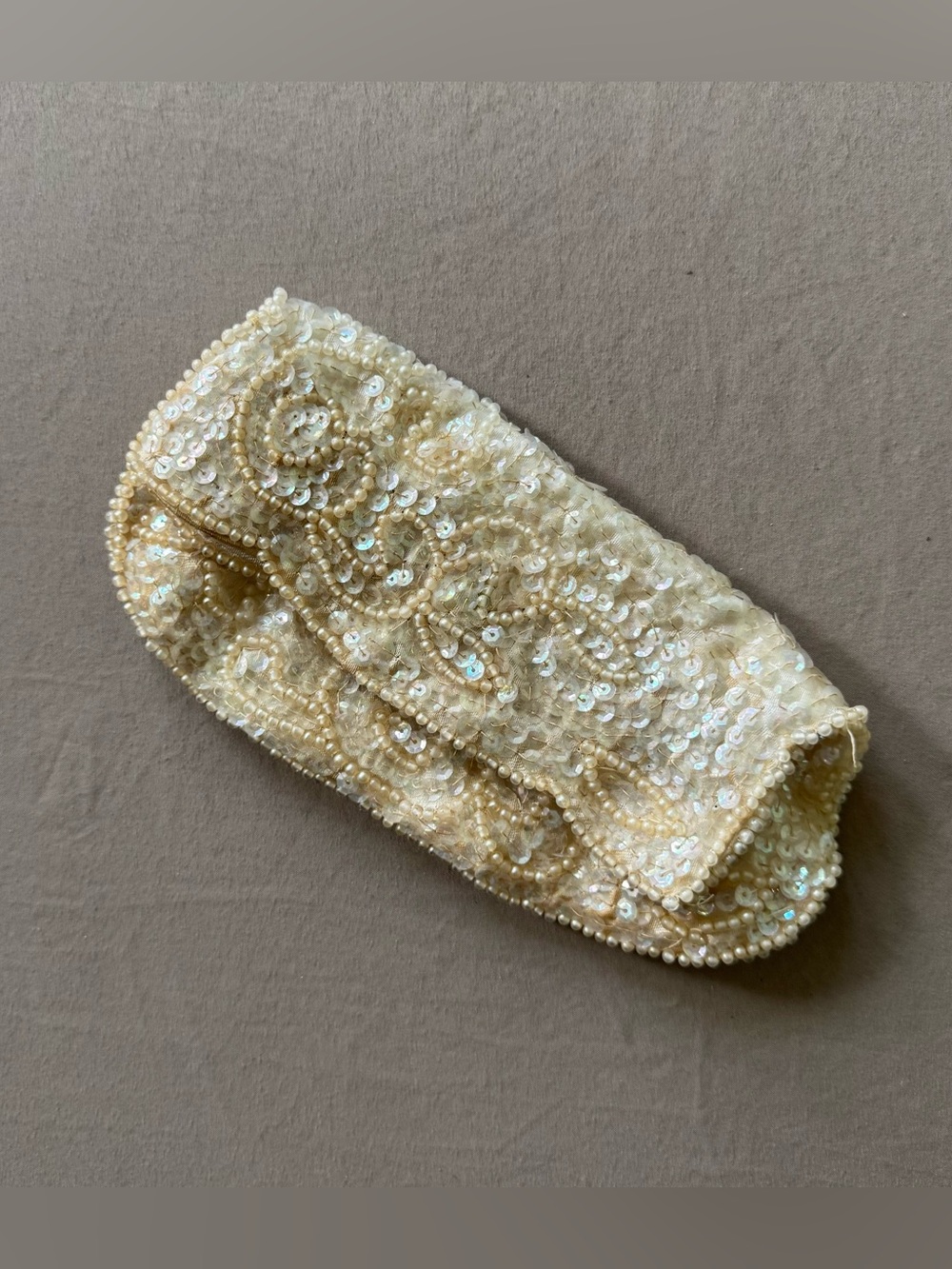 Vintage Davids Import 1950s beaded Sequined clutch purse